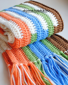 Полосатый шарф связанный спицами