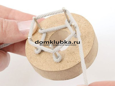 Плетение круглого пояса-шнура - процесс вязания №4
