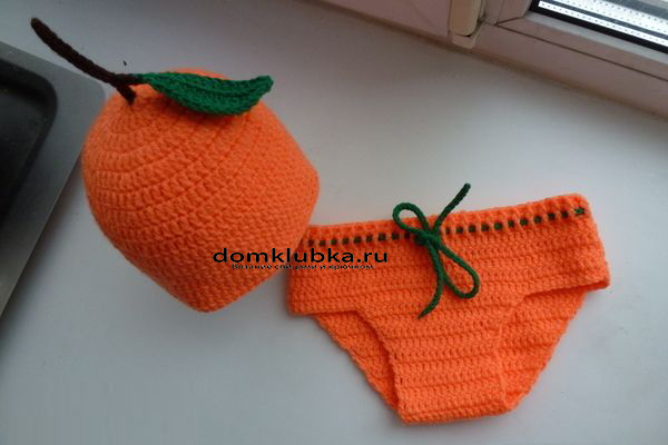 Оранжевый вязаный трусик для ребёнка